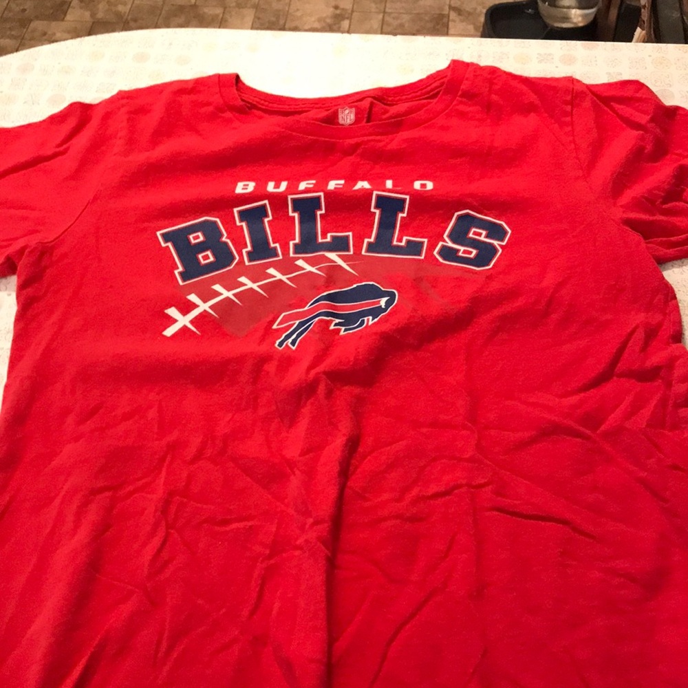 Buffalo bills red t shirt, boys size large